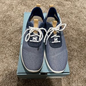 Tom’s Cabrillo Navy Denim Tennis Shoes - Brand New